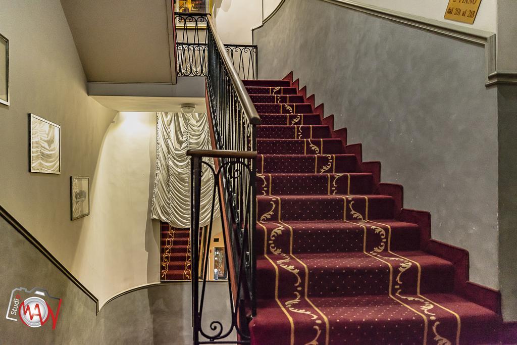 Hotel Moderno Lecco Exteriér fotografie